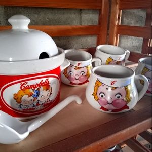 Campbell's Soup Serving Pot and Soup mug set with ladle.